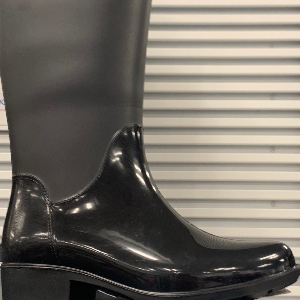 Tommy Hilfiger women’s boot